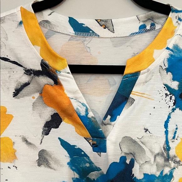 LOMON Women’s Floral Print Blue & YellowTop 3/4 Sleeves V-Neck - Picture 5 of 6